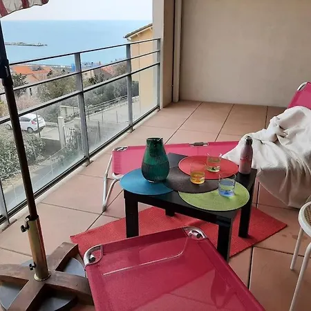 Le Phare Au Cap Saint Clair Apartment