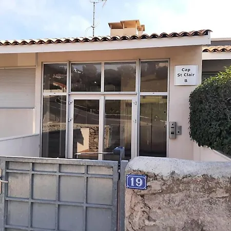 Le Phare Au Cap Saint Clair * Sète